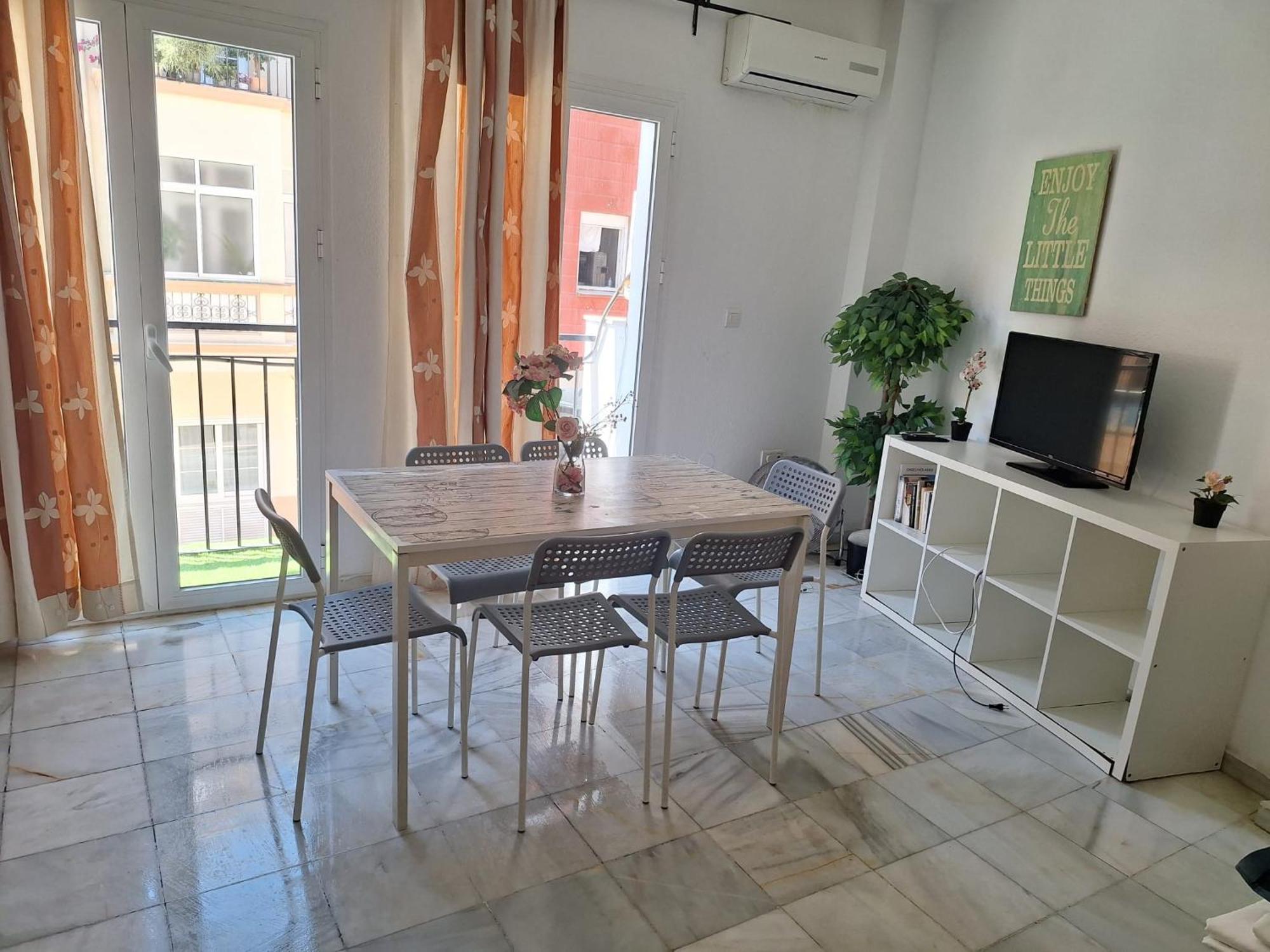 Appartement Enjoy Apart Centro Y Playa Zanca à Málaga Extérieur photo